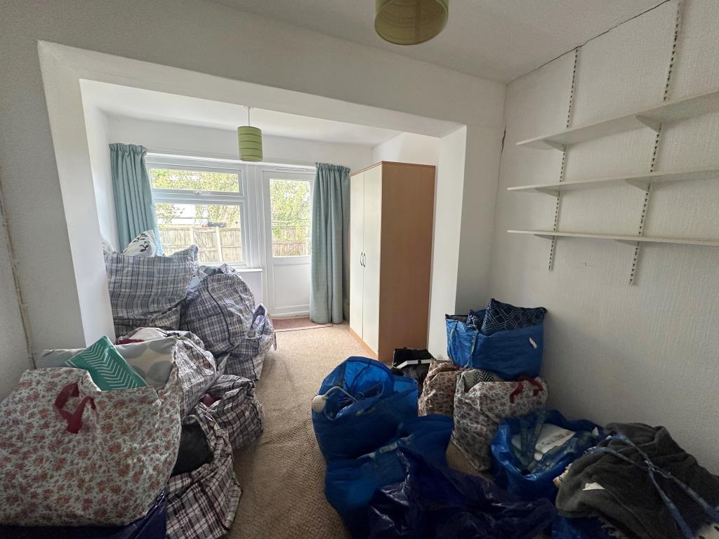Lot: 148 - END-TERRACE HOUSE CLOSE TO UNIVERSITY - Bedroom four